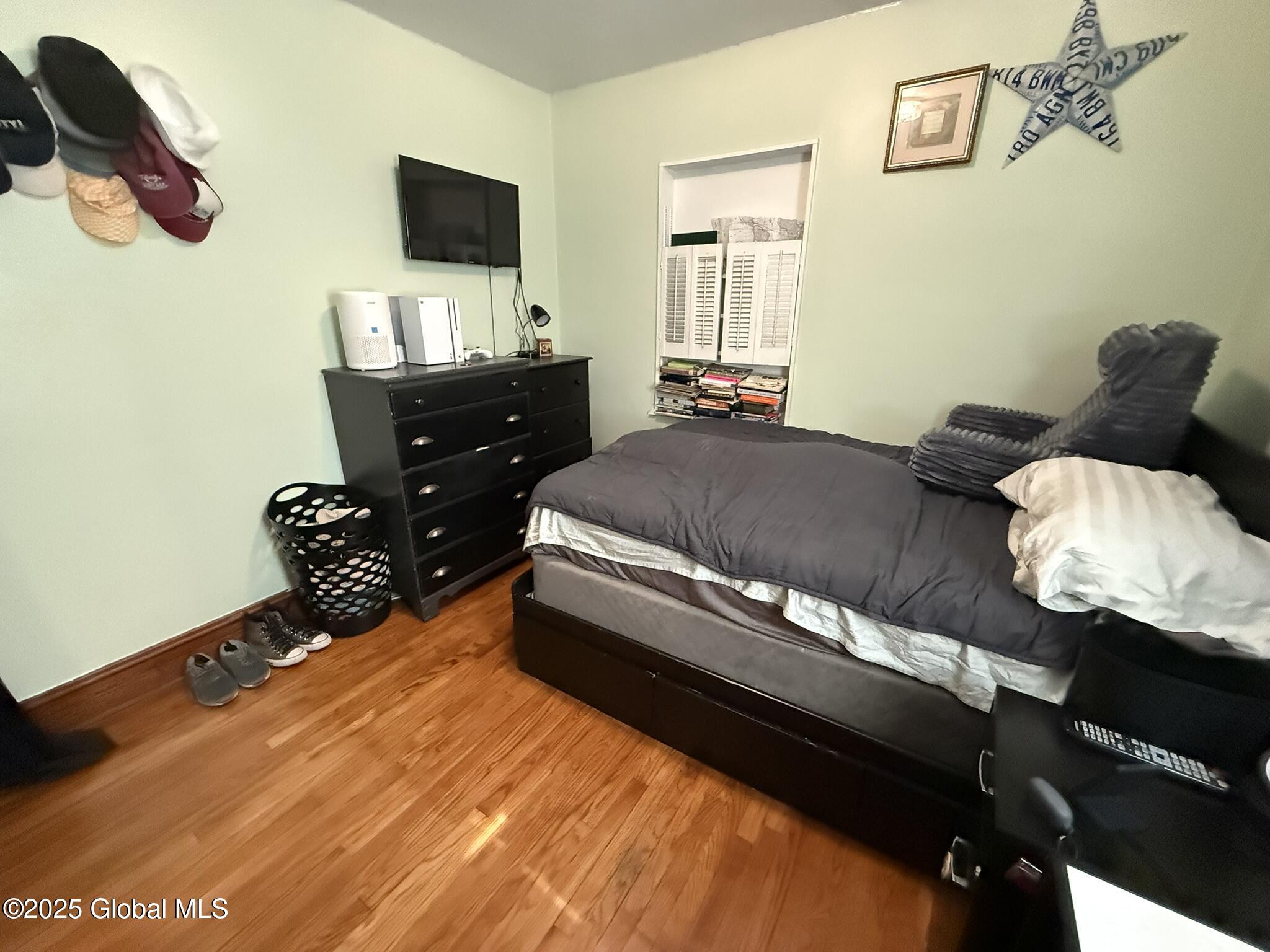 8 Hackett Street, Selkirk, New York image 16