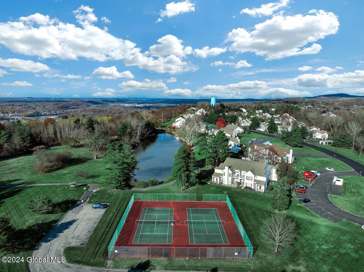 612 Apex Lane #612, Troy, New York image 3