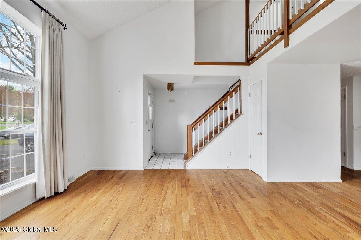 50 Glenbrook Court, Clifton Park, New York image 8