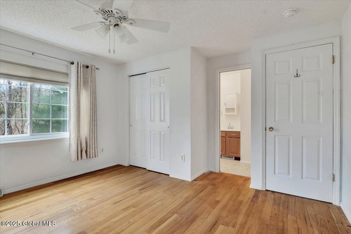50 Glenbrook Court, Clifton Park, New York image 20