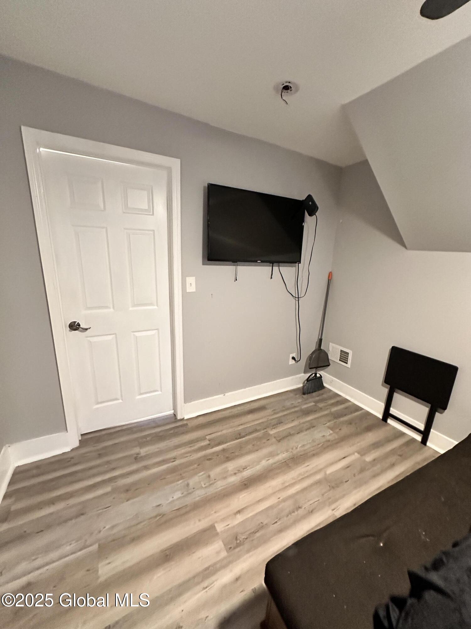2 Birchwood Avenue, Rensselaer, New York image 32