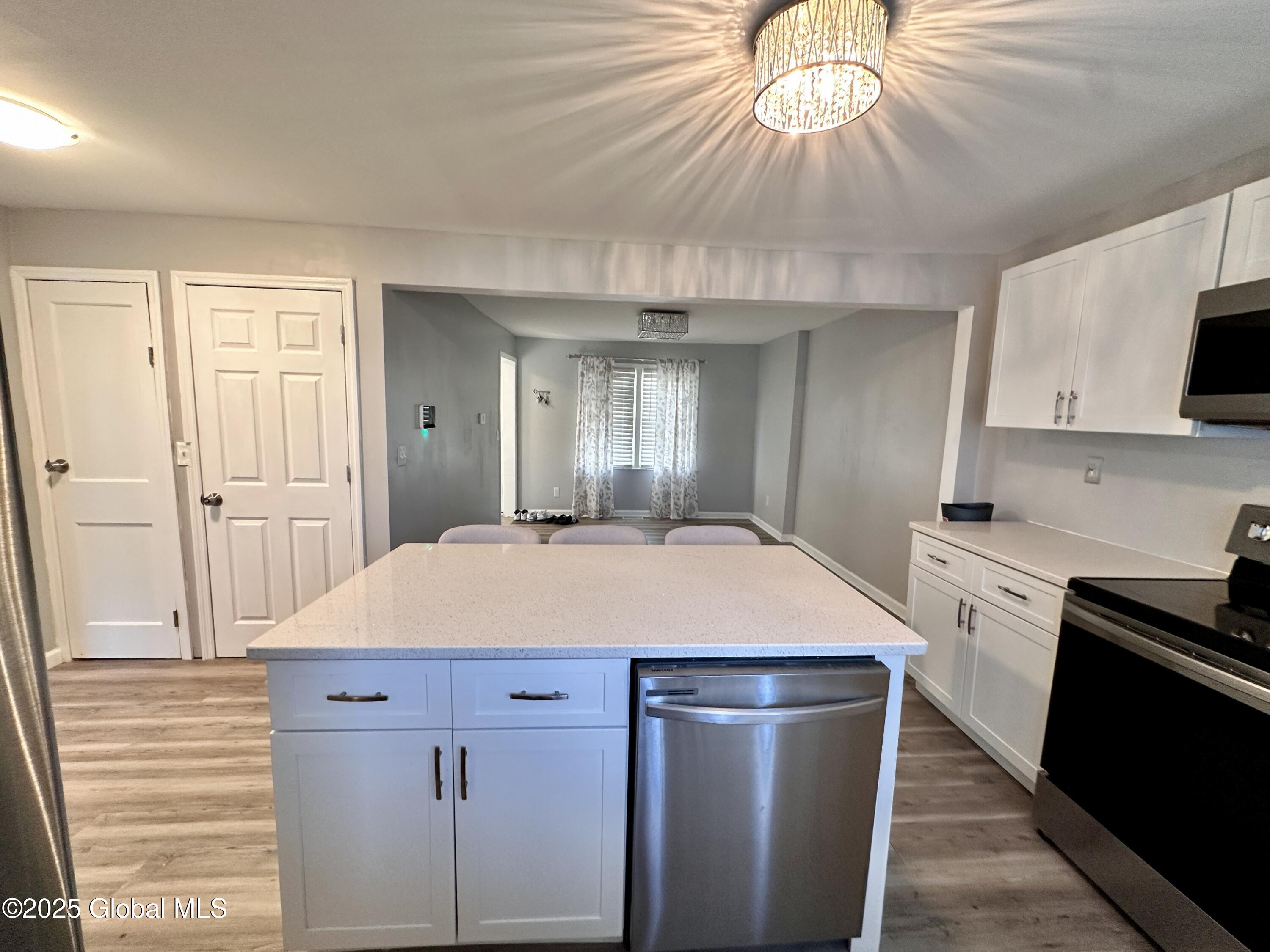 2 Birchwood Avenue, Rensselaer, New York image 14