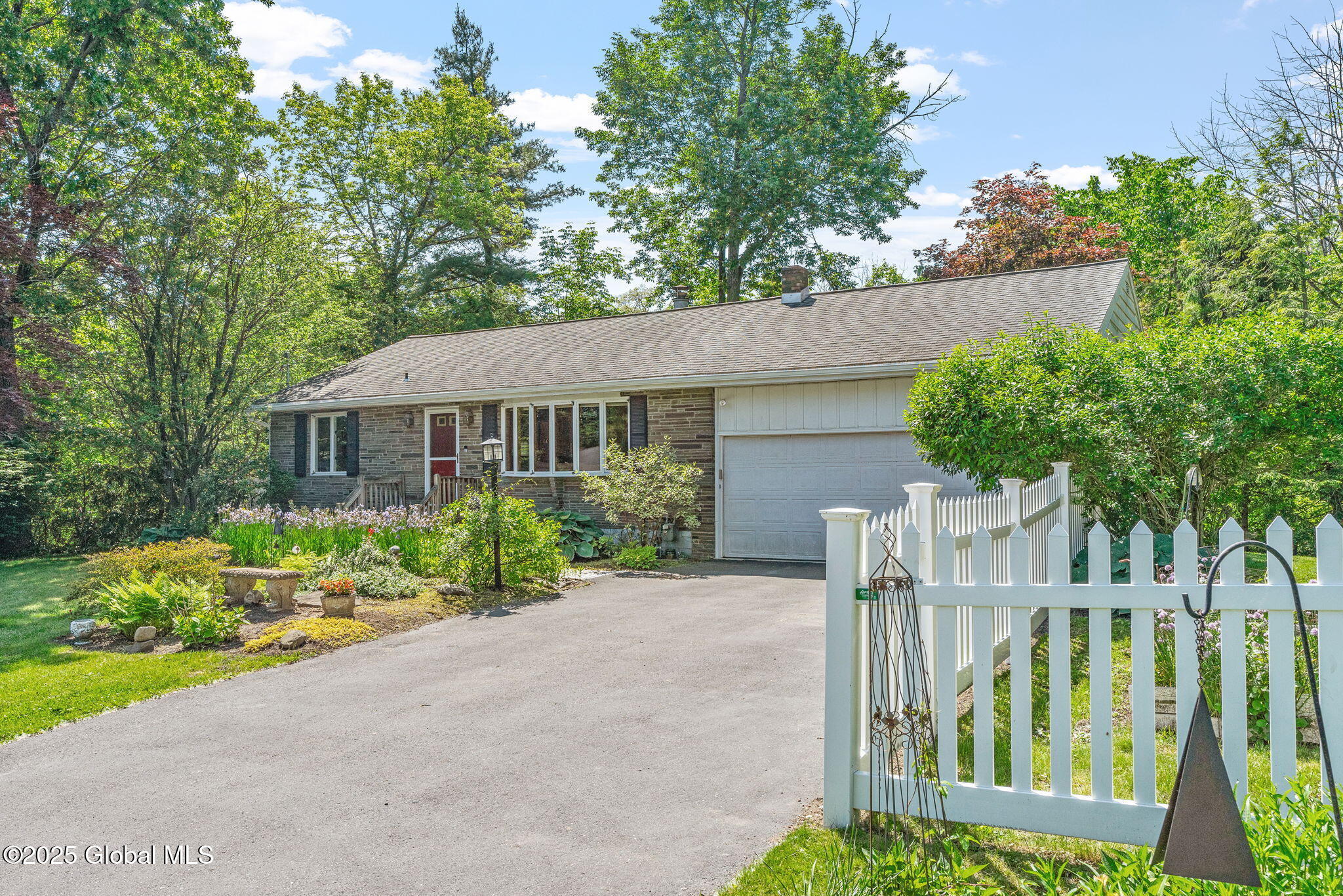 1100 Niskayuna Road, Niskayuna, New York image 5