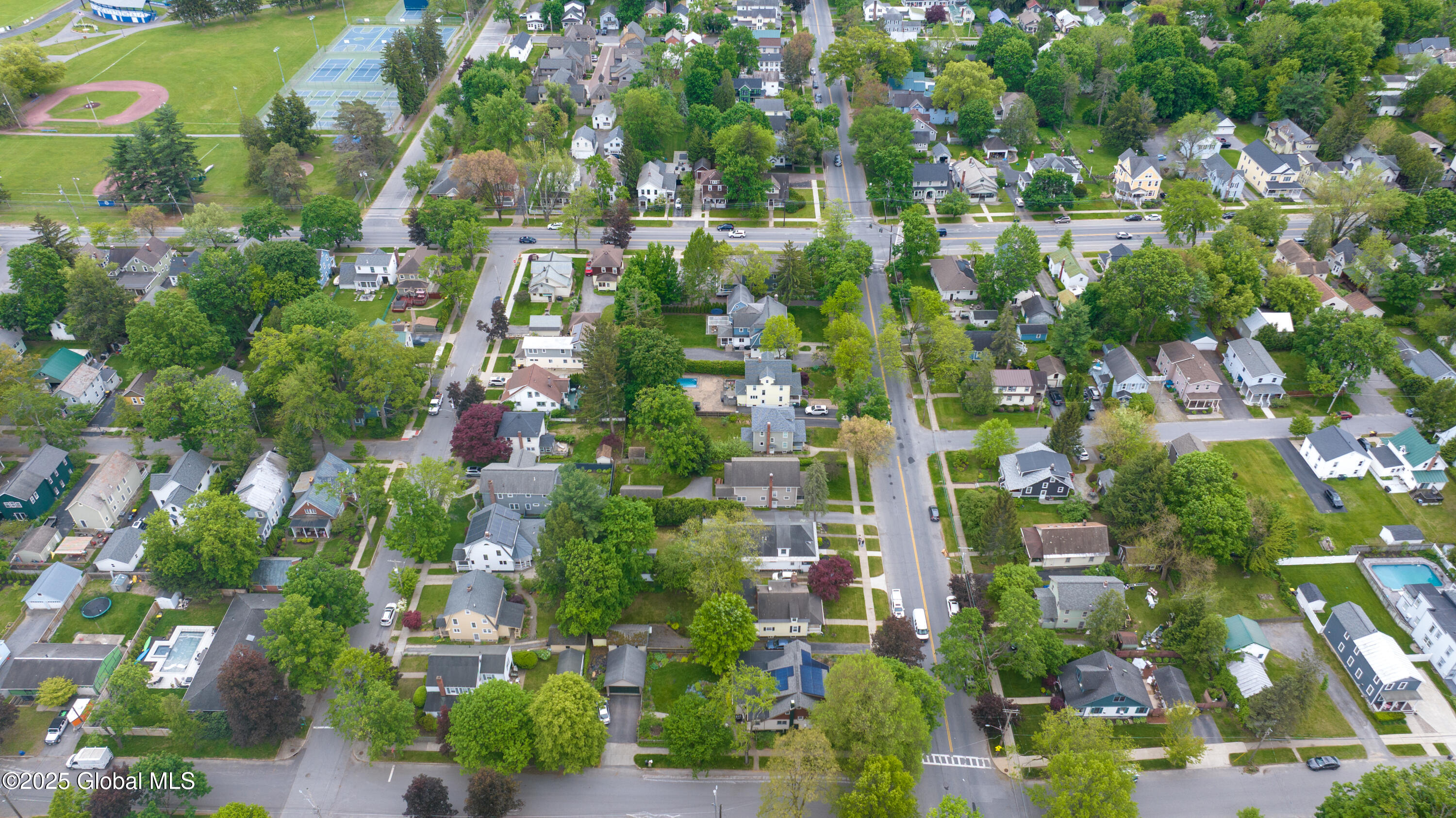 156 East Avenue, Saratoga Springs, New York image 43