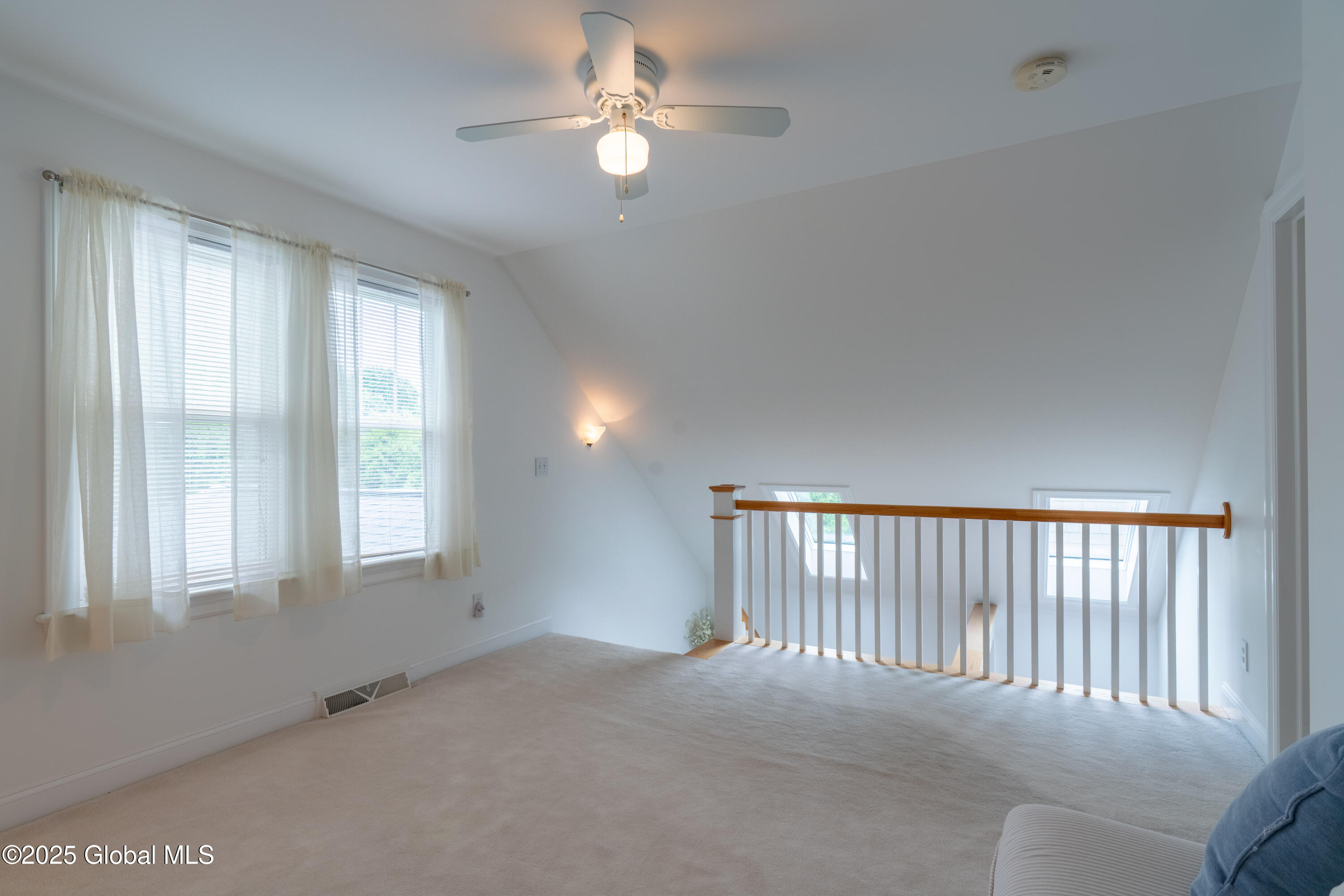 156 East Avenue, Saratoga Springs, New York image 30