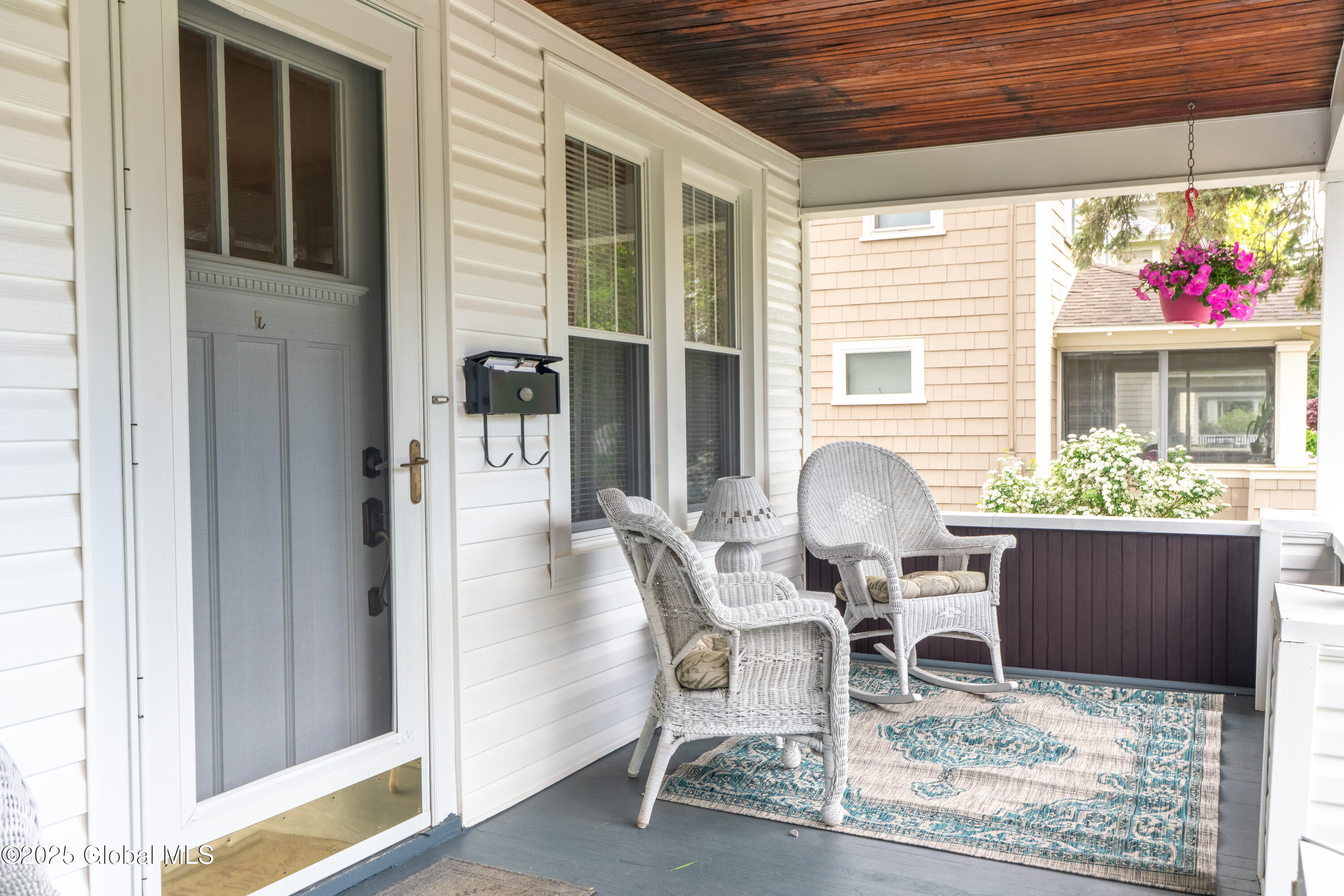 156 East Avenue, Saratoga Springs, New York image 5