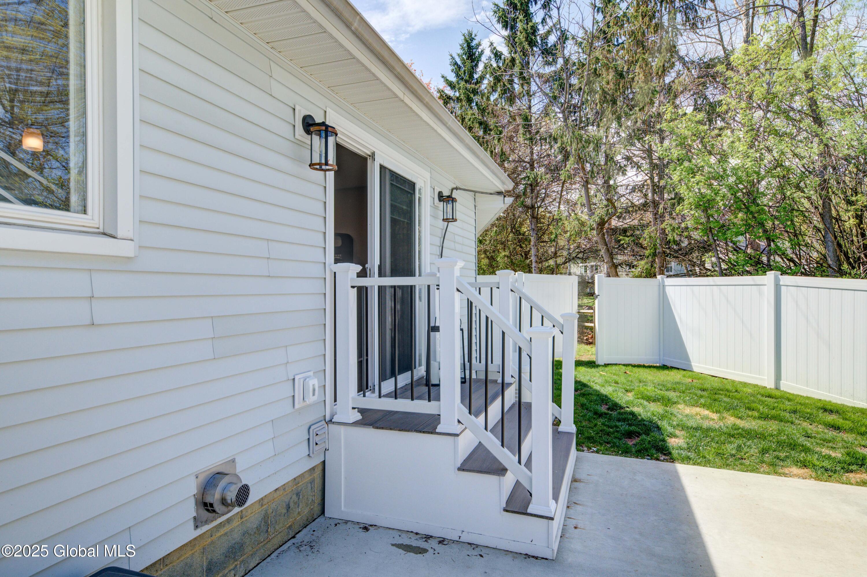 10 Thatcher Drive, Altamont, New York image 9