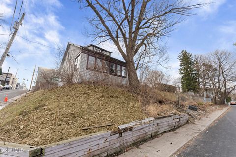 Photo of 1498 2nd Street, Rensselaer, NY 12144 (MLS # 202613318)