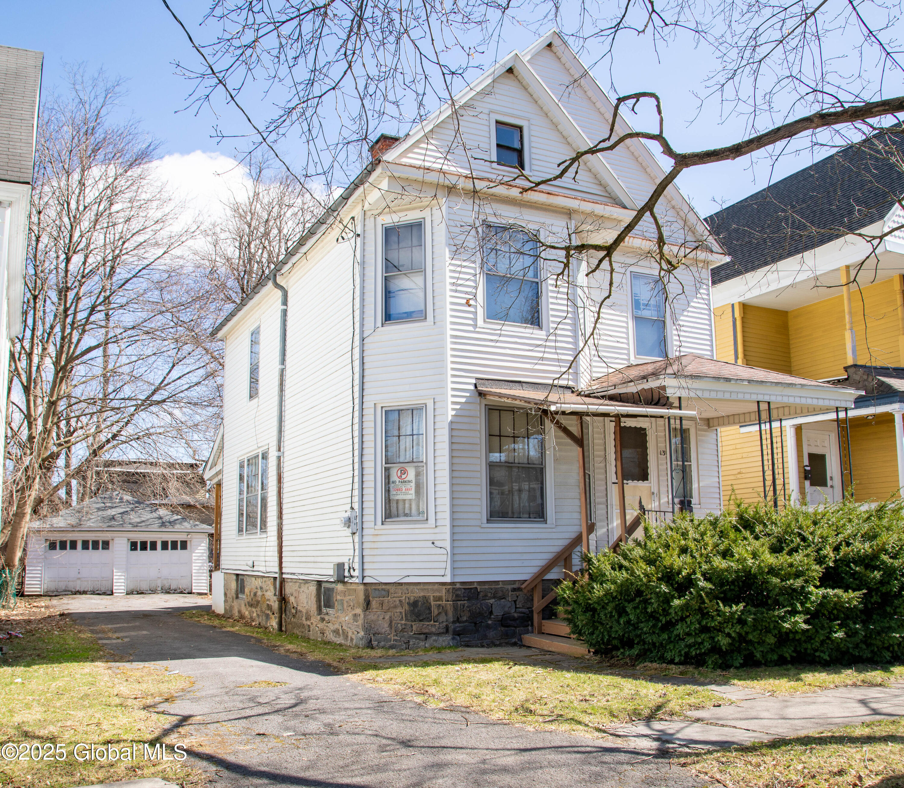 13 Grant Street, Utica, New York image 1