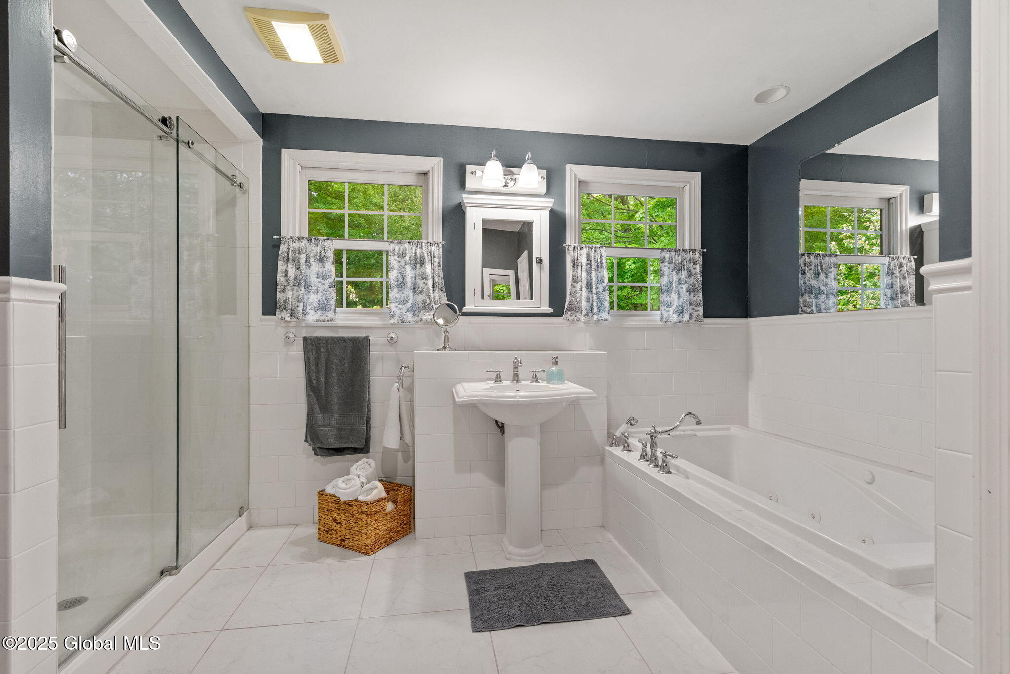 9 Longwood Drive, Saratoga Springs, New York image 39
