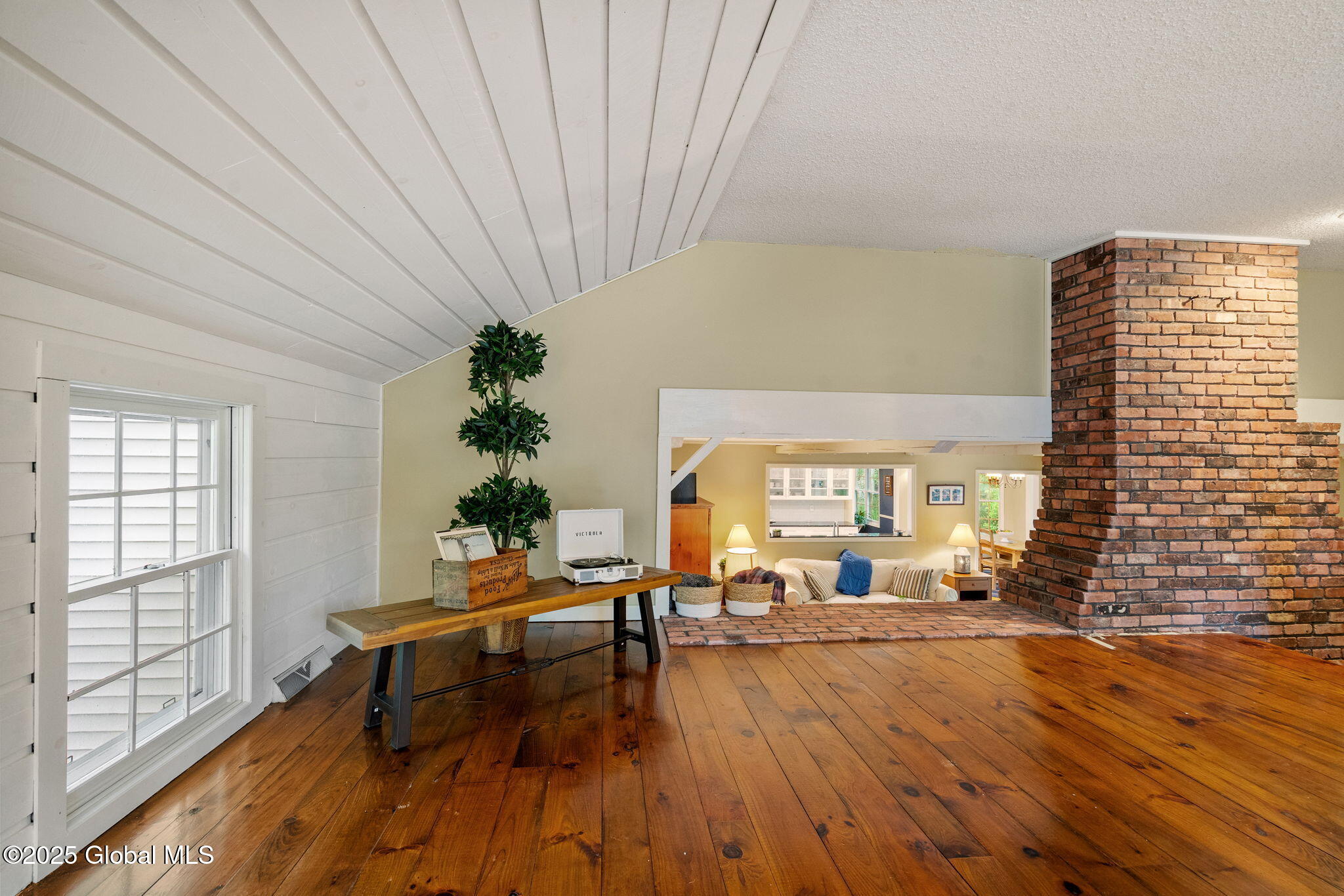 9 Longwood Drive, Saratoga Springs, New York image 32
