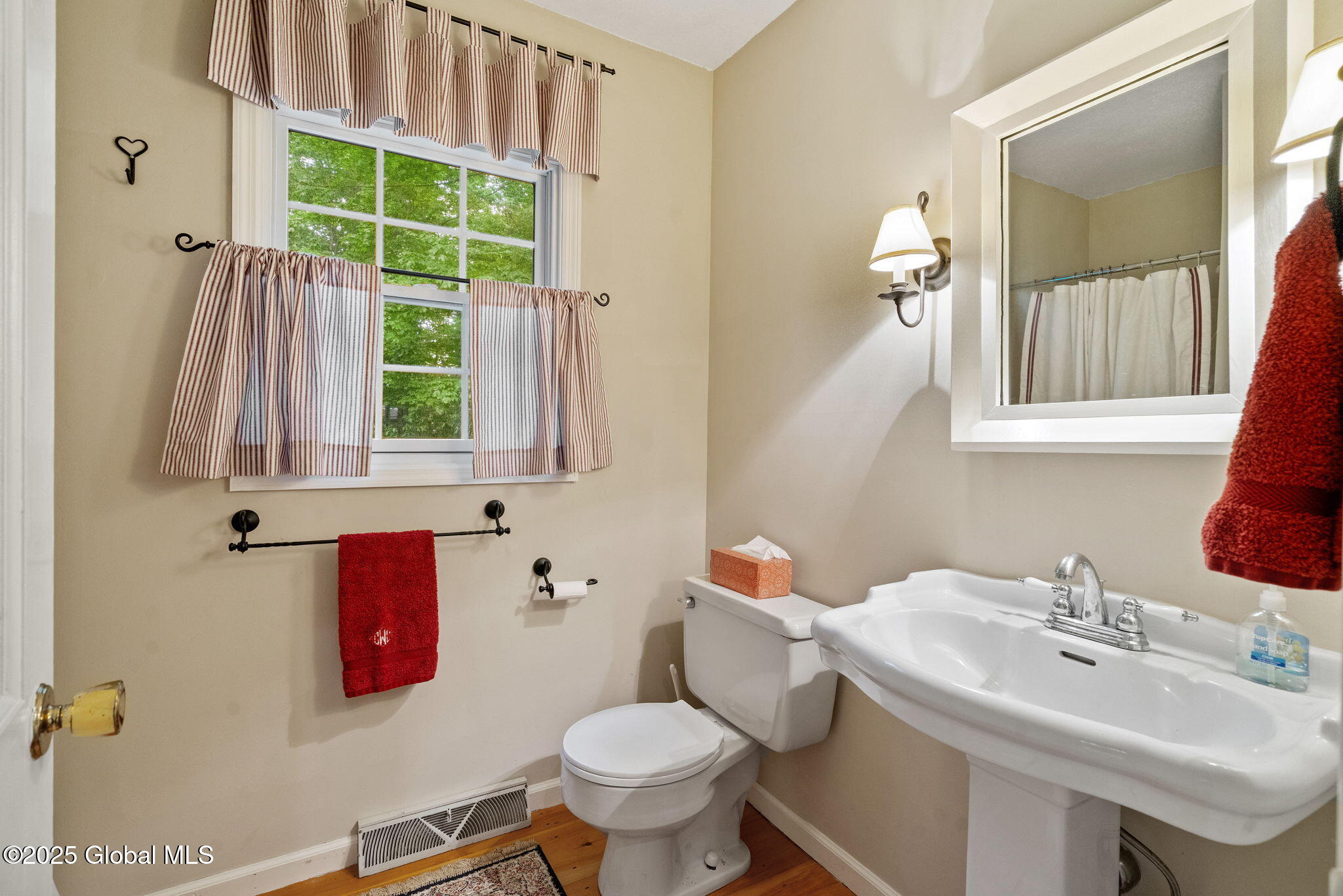 9 Longwood Drive, Saratoga Springs, New York image 27
