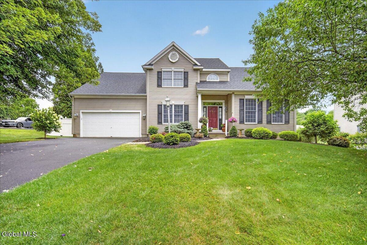 13 Bergen Woods Drive