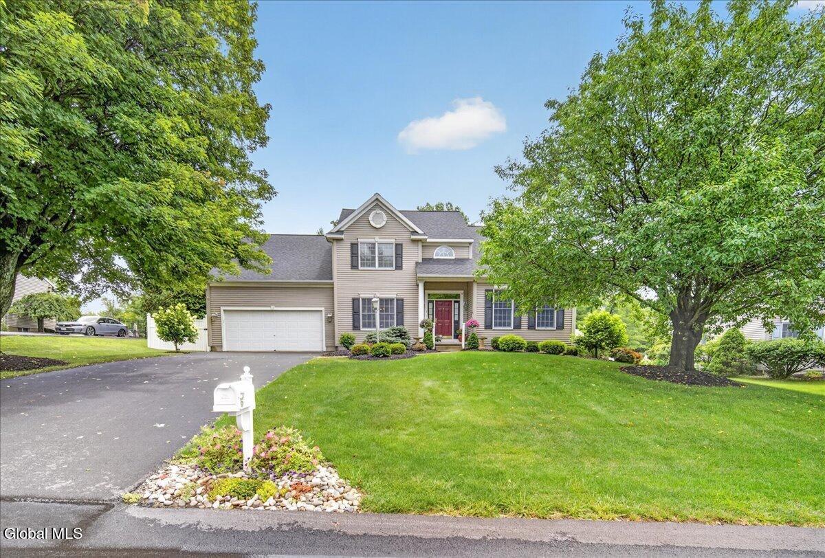 13 Bergen Woods Drive