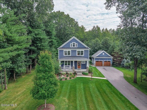 Photo of 10 Emerald Terrace, Clifton Park, NY 12065 (MLS # 202624691)