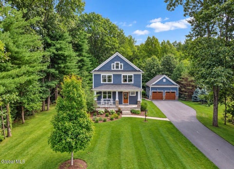 Photo of 10 Emerald Terrace, Clifton Park, NY 12065 (MLS # 202624691)