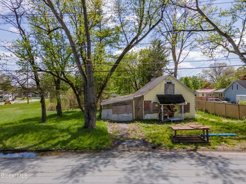 Homes For Sale - 42 Ferry Boulevard<br/> South Glens Falls, NY 12803