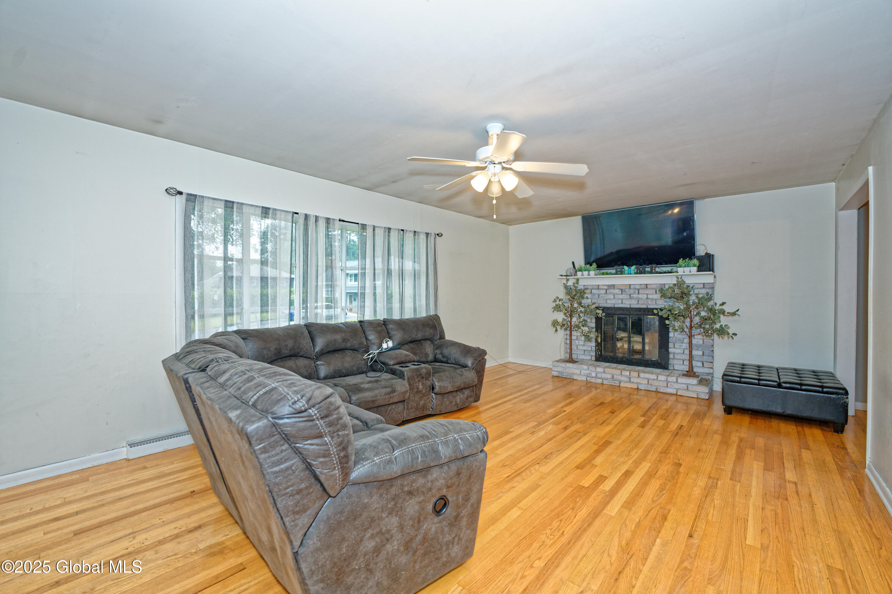 1101 Manas Drive