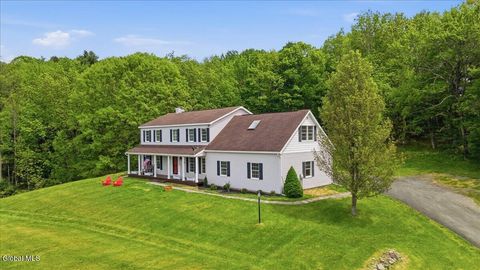 Homes For Sale - 292 Mammoth Spring Road<br/> Rensselaer, NY 12144