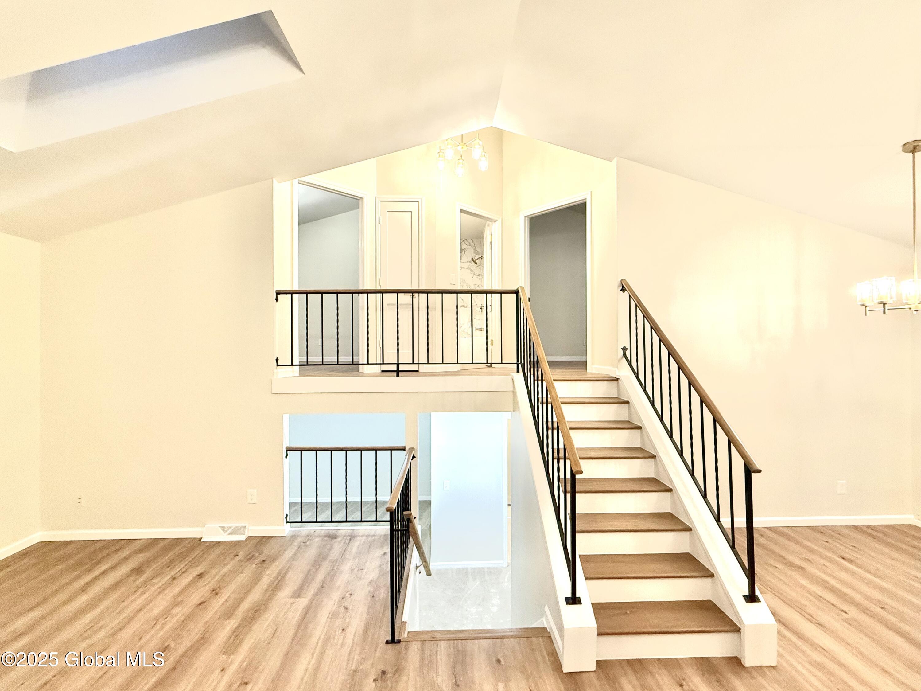 7 Bennington Way, Clifton Park, New York image 3