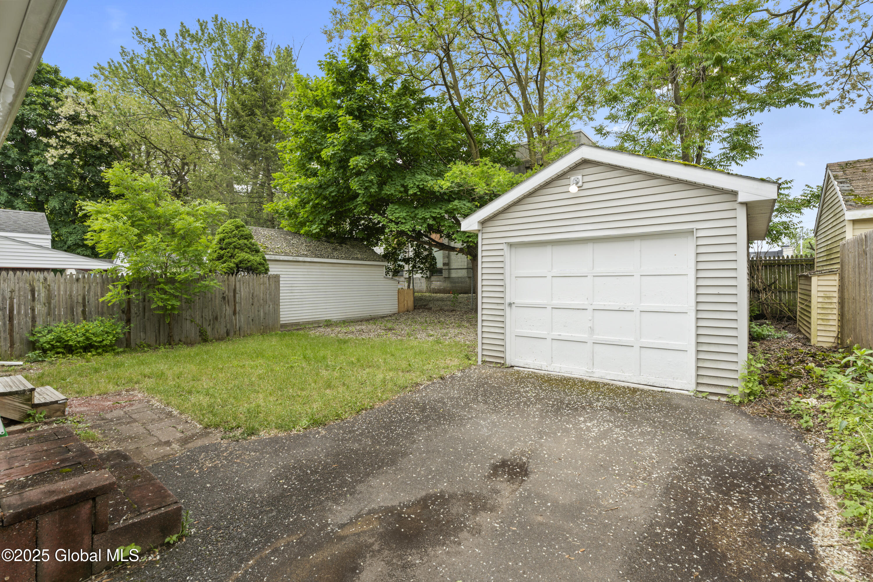 14 Woodside Avenue, Colonie, New York image 23