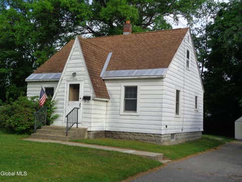 Homes For Sale - 2145 Robinwood Avenue<br/> Schenectady, NY 12306