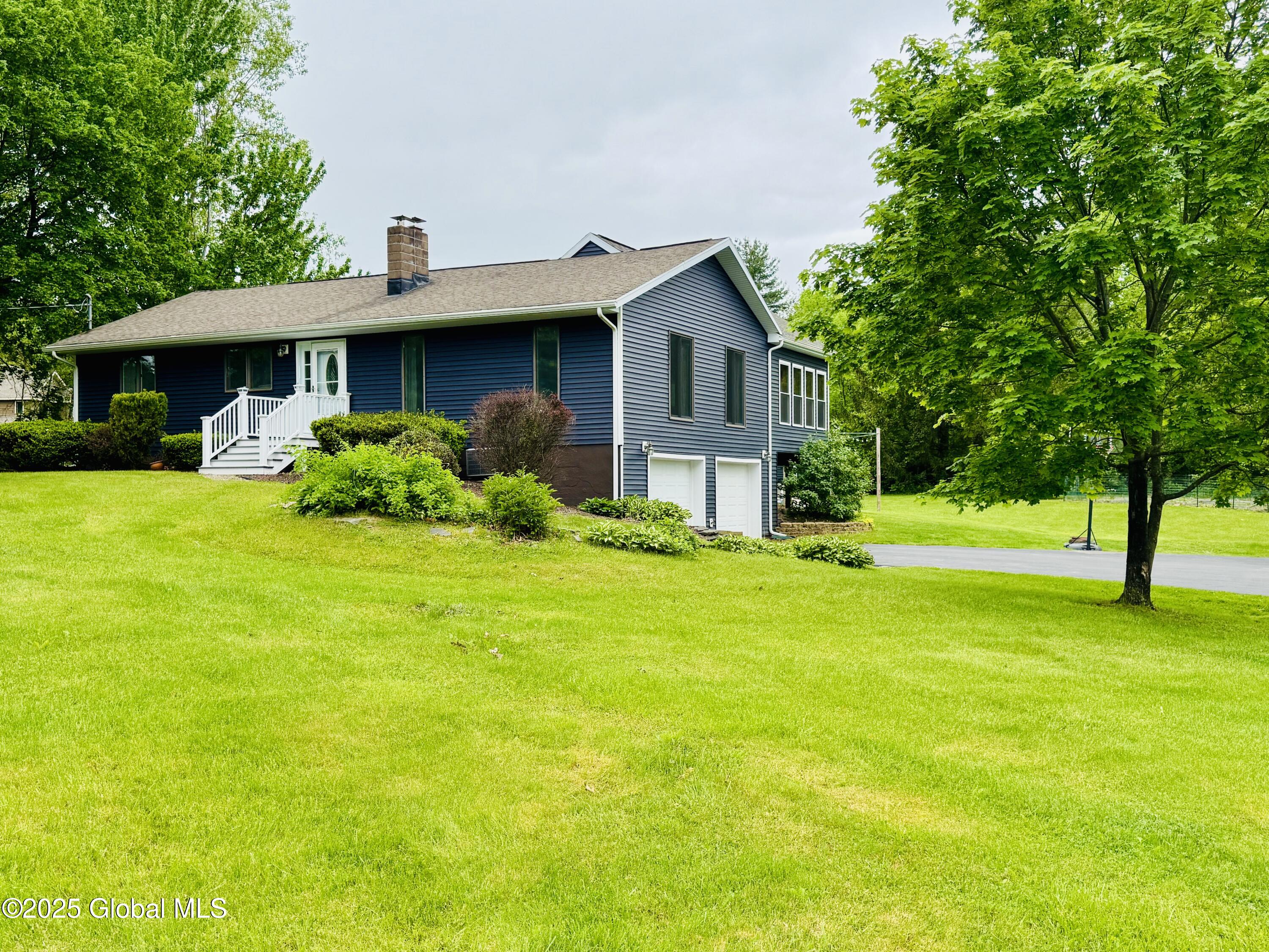 111 Smith Road, Mechanicville, New York image 2