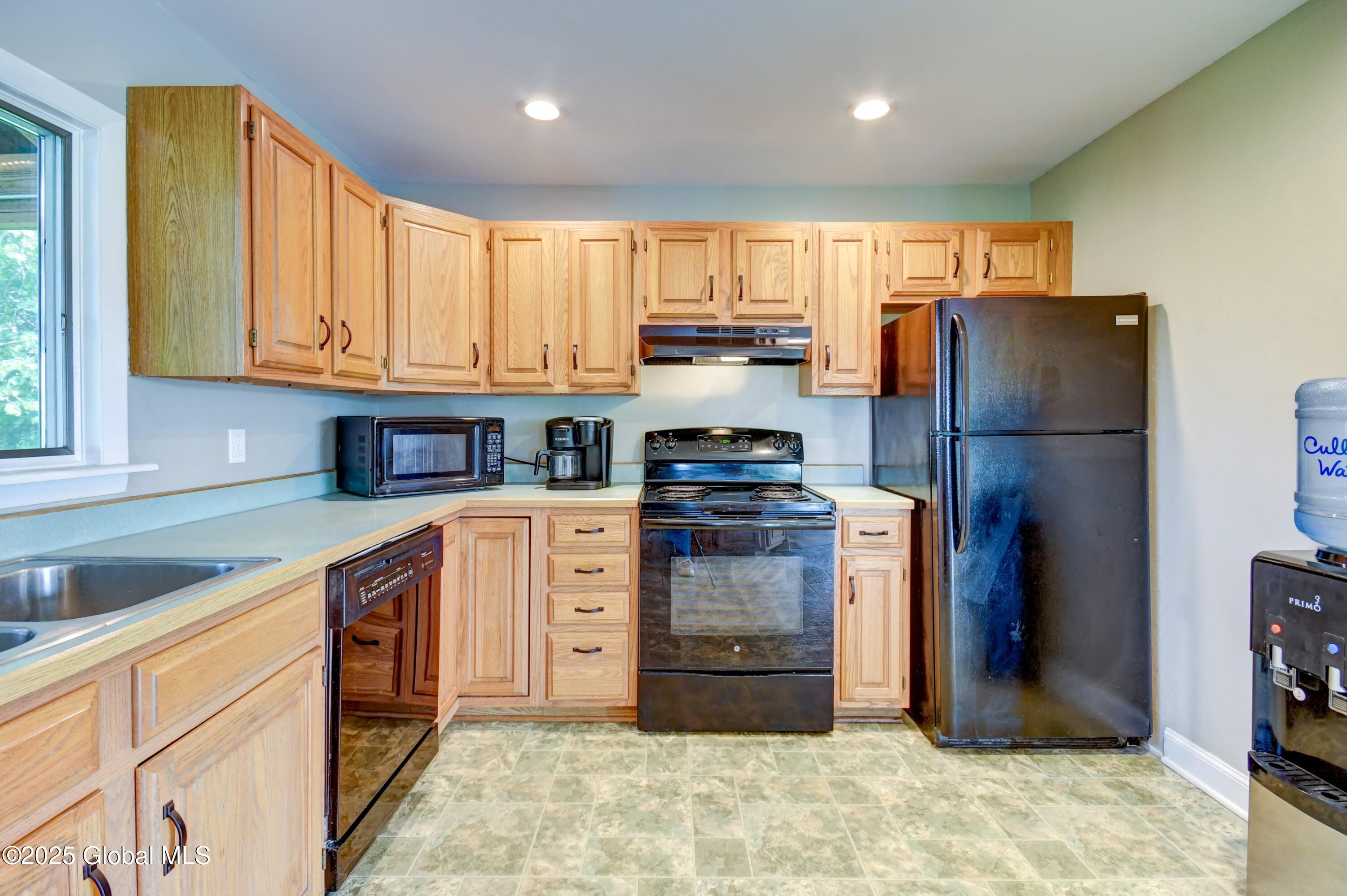 272 Fire Road, Johnstown, New York image 33