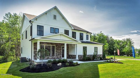 Photo of 16 Bergen Place, Niskayuna, NY 12309 (MLS # 202527868)