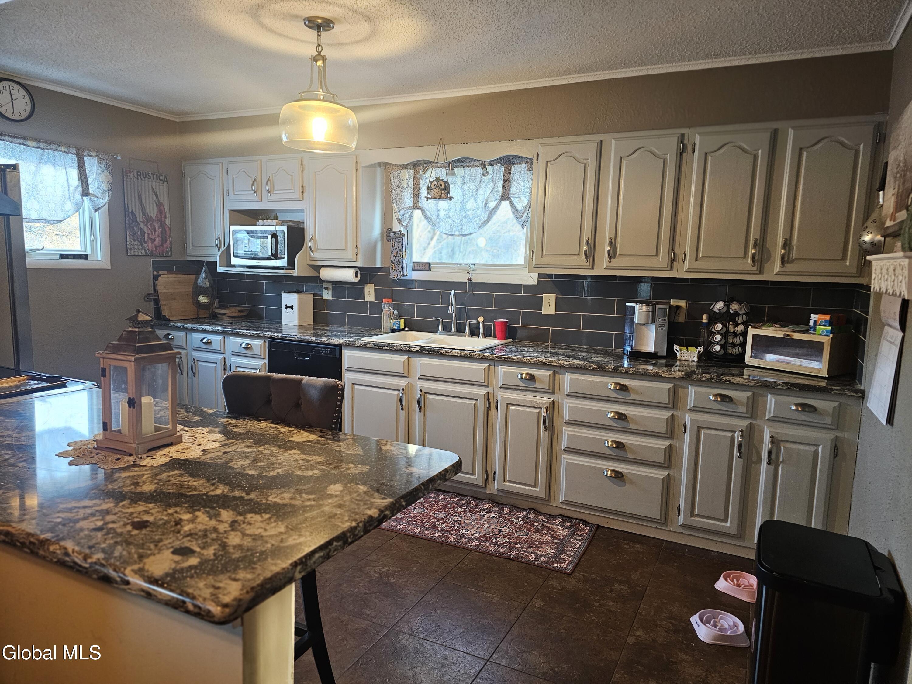 200 Meadowbrook Road