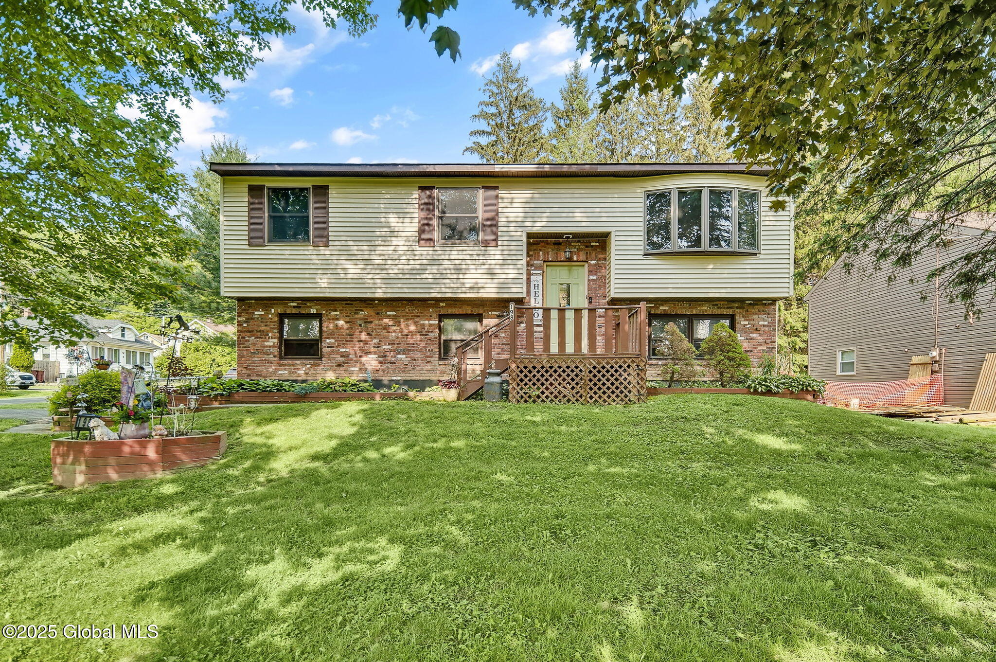 198 Mccullough Place, Rensselaer, New York image 2
