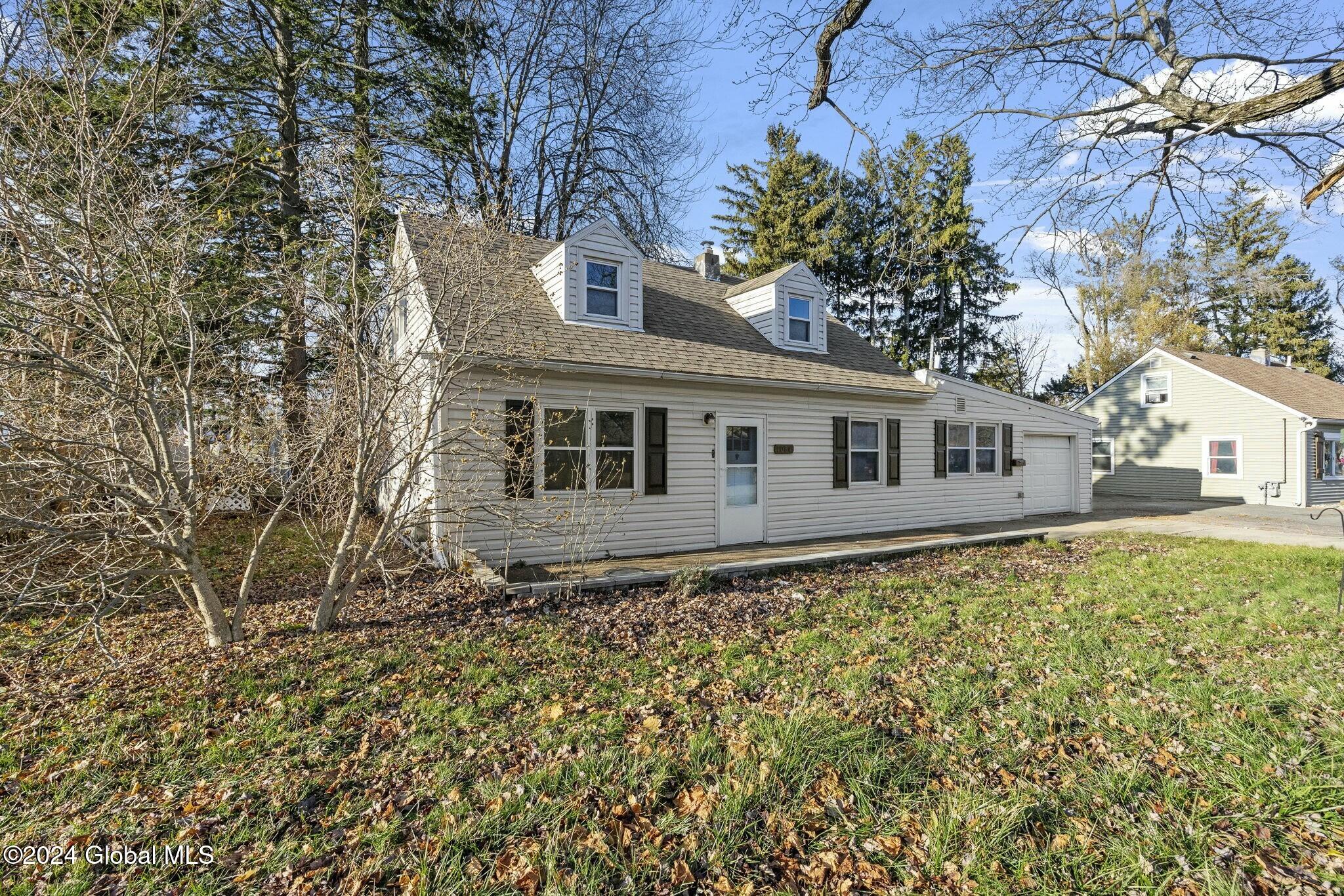 1084 Alheim Drive, Schenectady, New York image 3