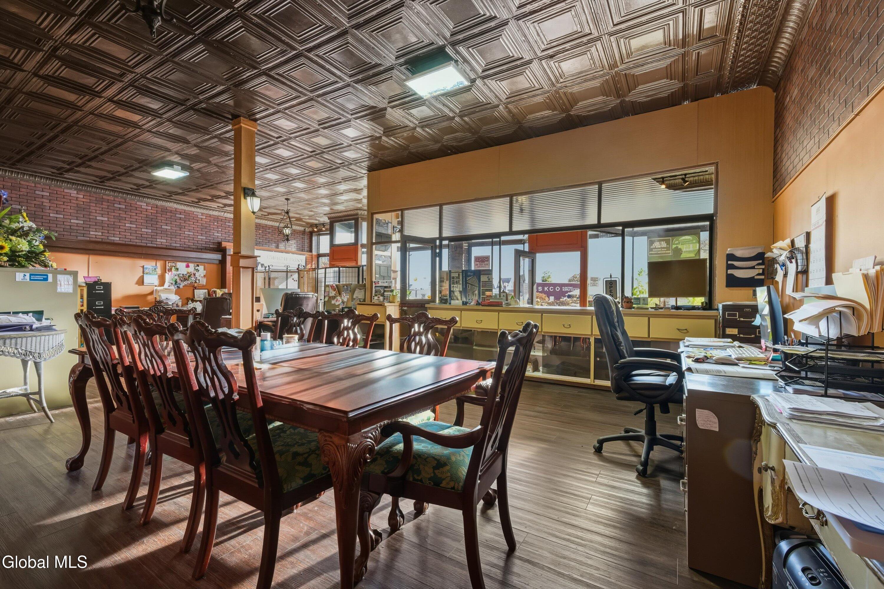 60-62 Lawrence Street