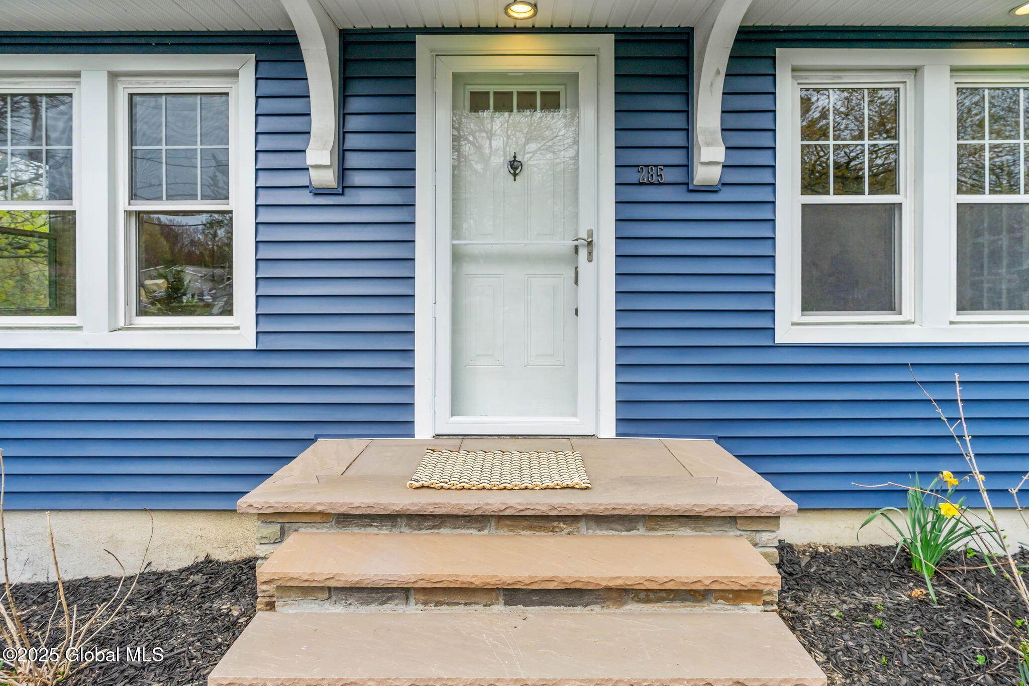 285 Whiteview Road, Wynantskill, New York image 2