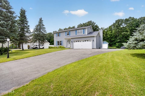 Homes For Sale - 1120 Laural Lane<br/> Malta, NY 12020
