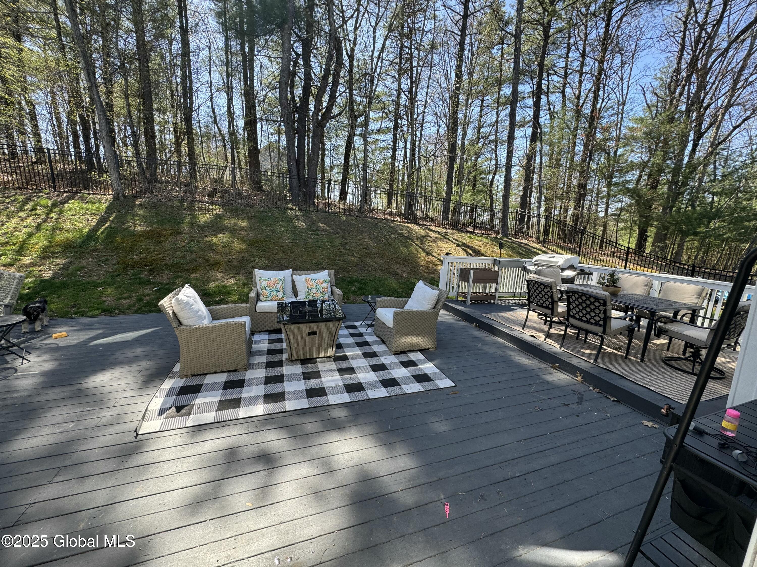 30 Indian Pipe Drive, Wynantskill, New York image 36