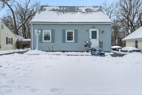 Photo of 268 Maryland Avenue, Rensselaer, NY 12144 (MLS # 202530502)