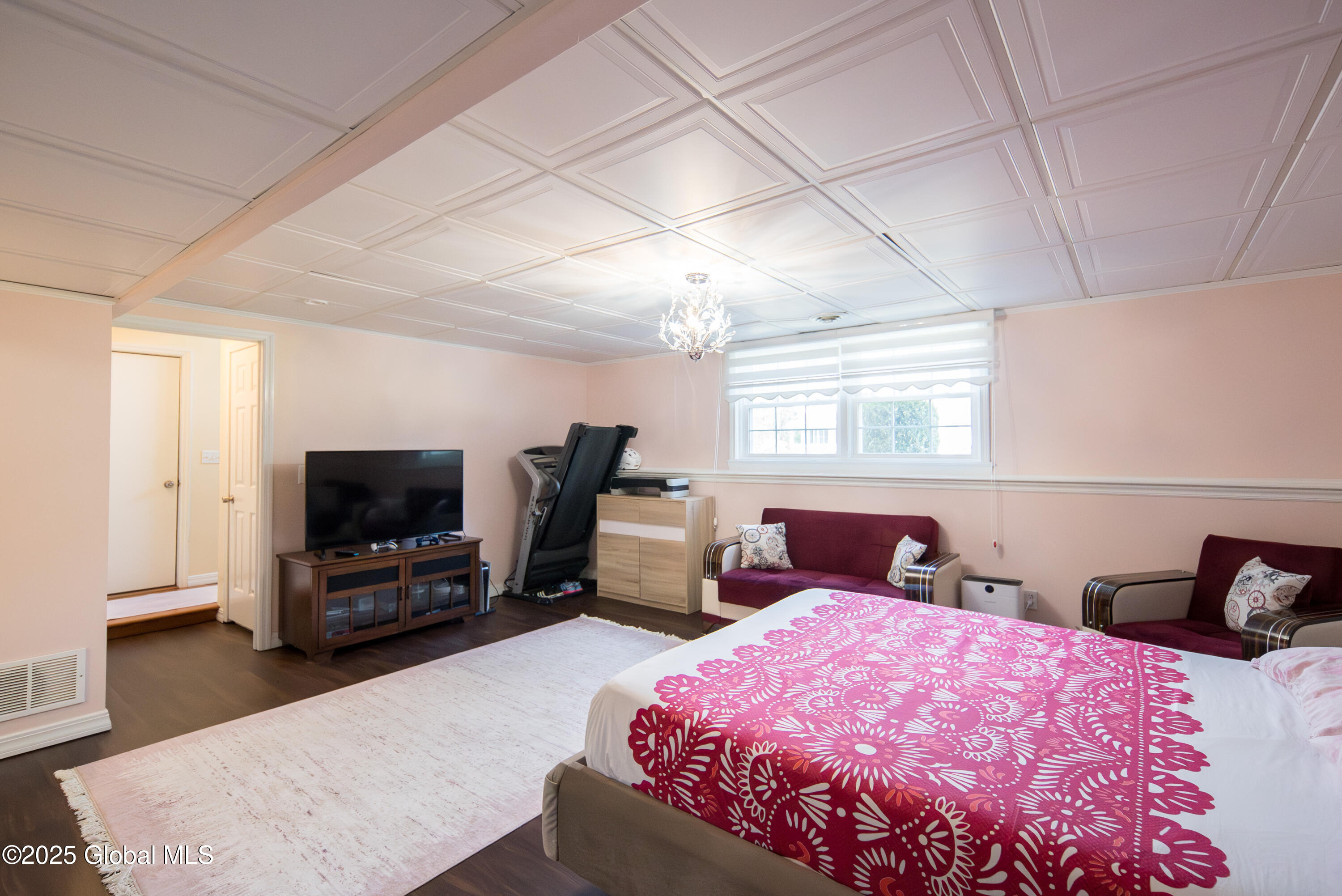 4 Heresford Lane, Queensbury, New York image 34