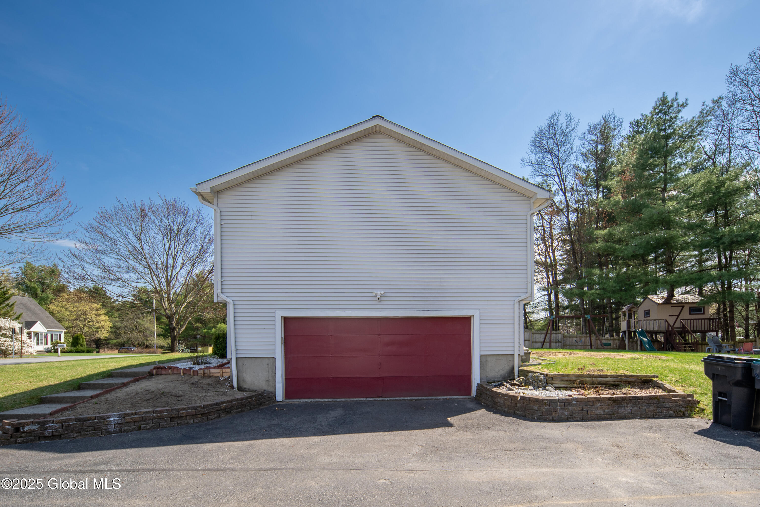 4 Heresford Lane, Queensbury, New York image 47