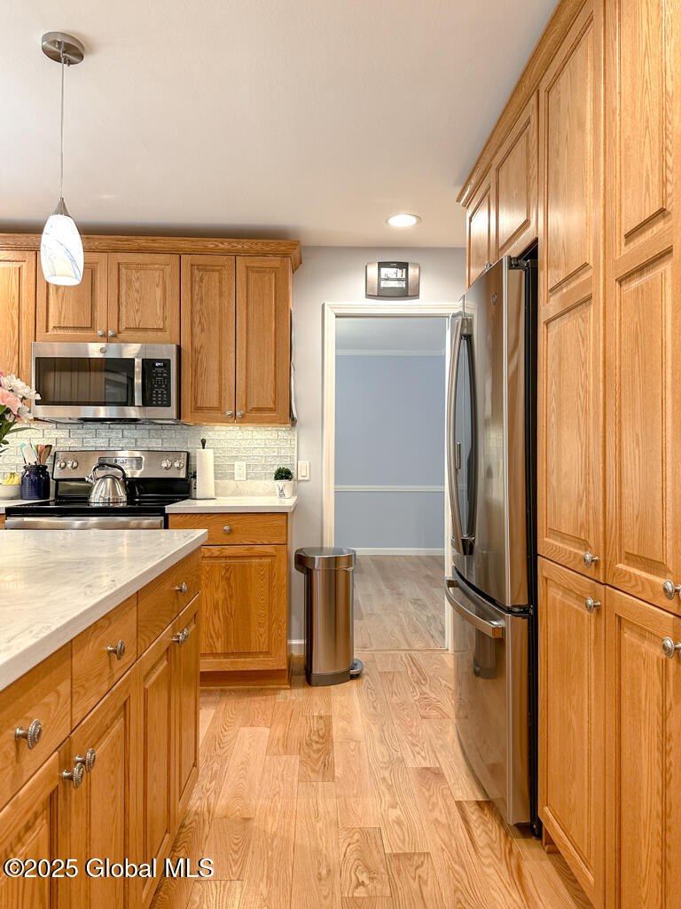 23 Revere Road, Queensbury, New York image 9