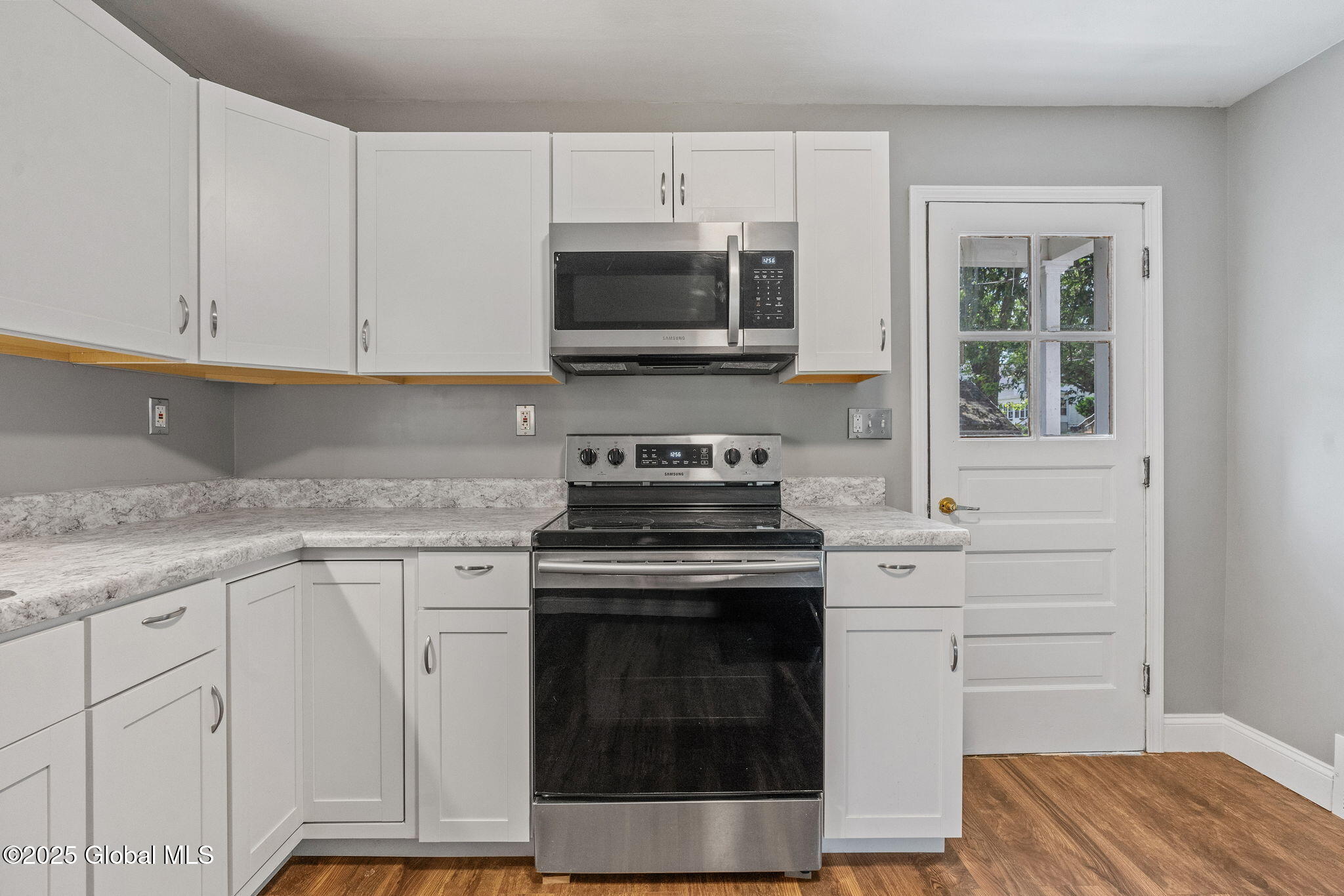 39 Pleasant Street, Voorheesville, New York image 10