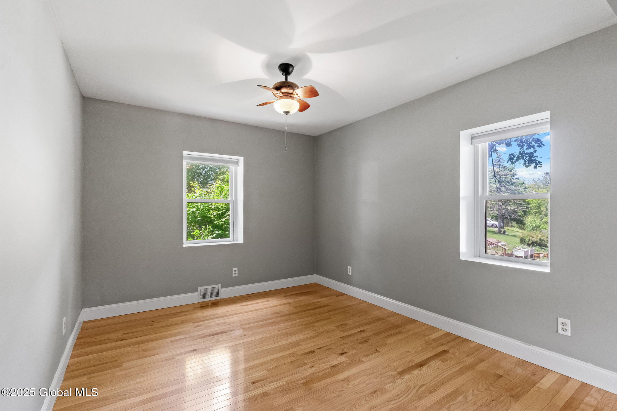 39 Pleasant Street, Voorheesville, New York image 13