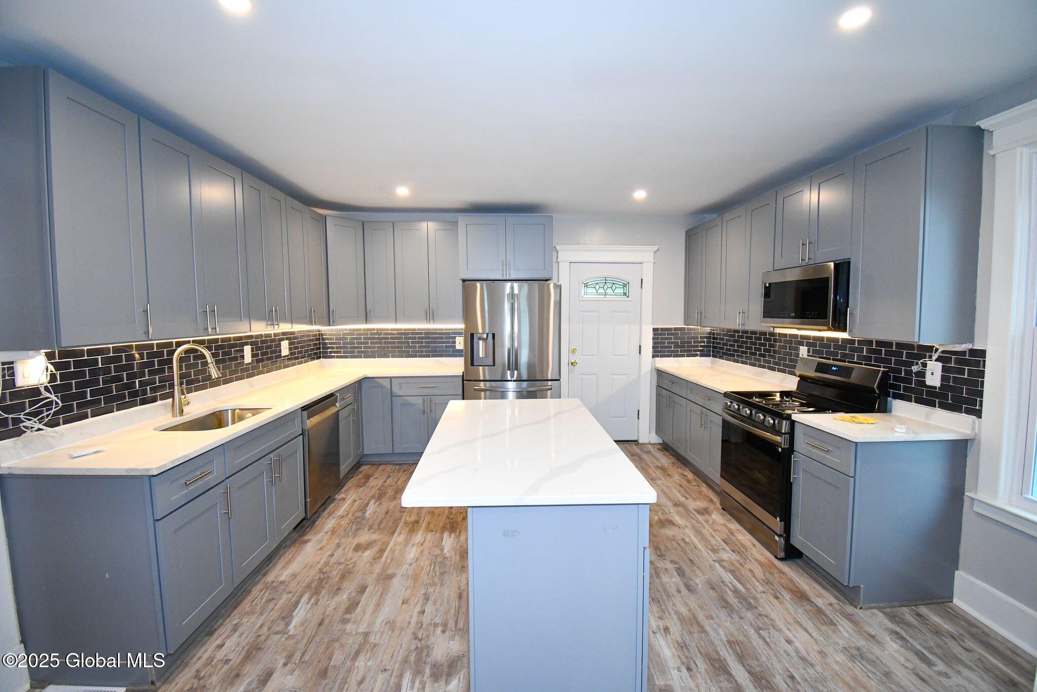 352 Mohawk Avenue, Scotia, New York image 13