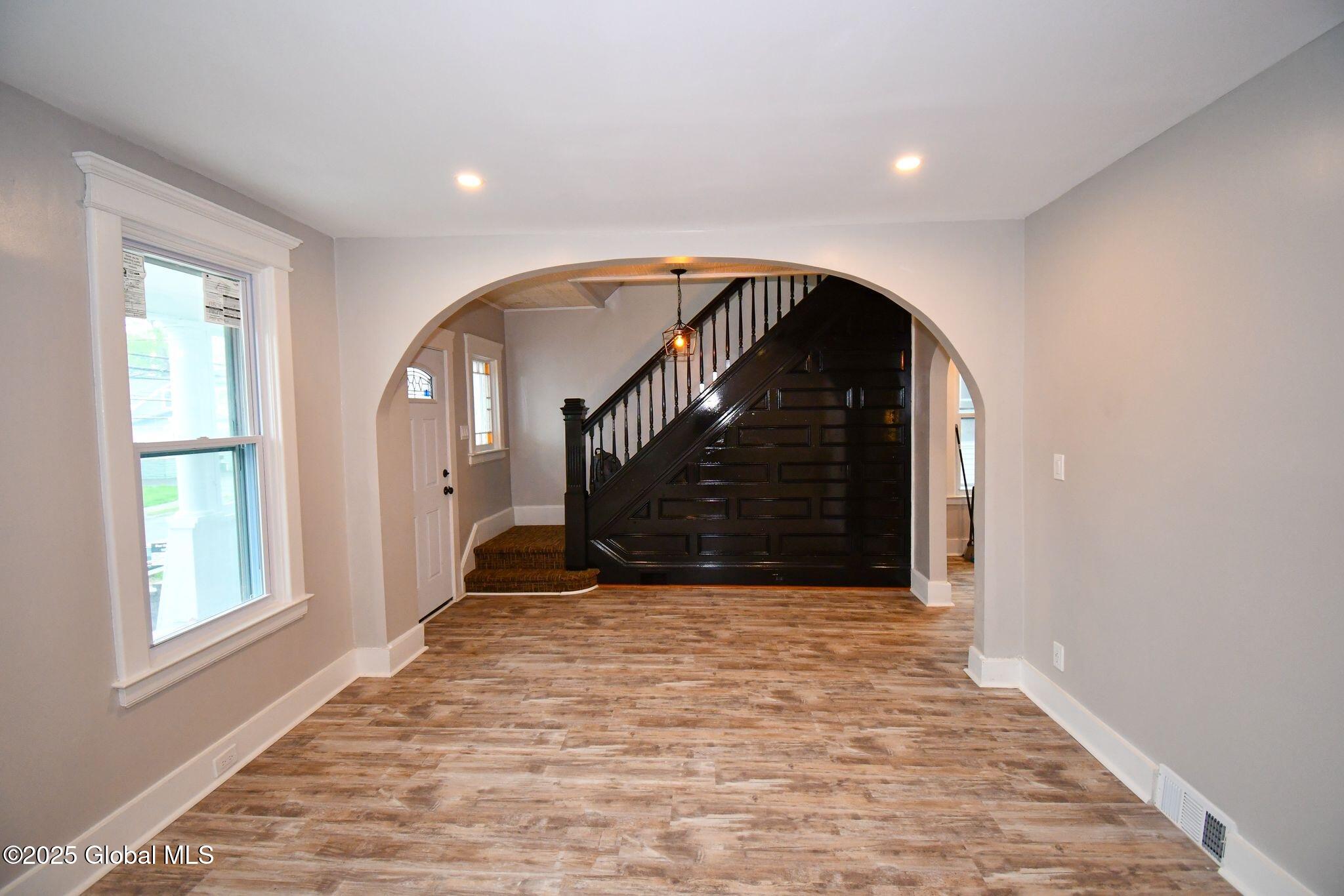 352 Mohawk Avenue, Scotia, New York image 11