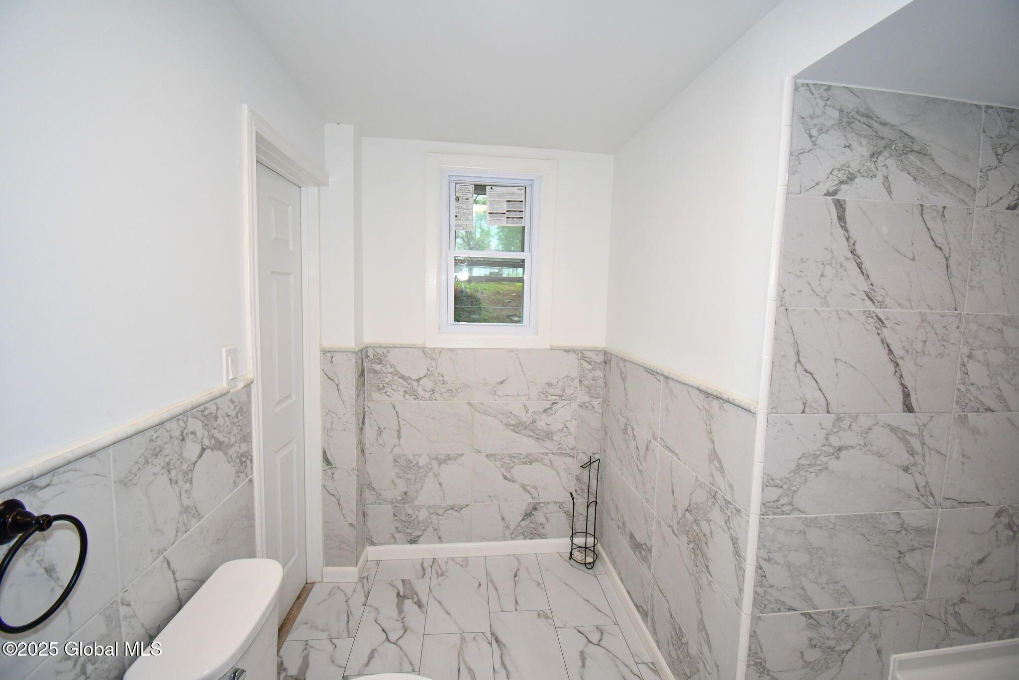352 Mohawk Avenue, Scotia, New York image 19