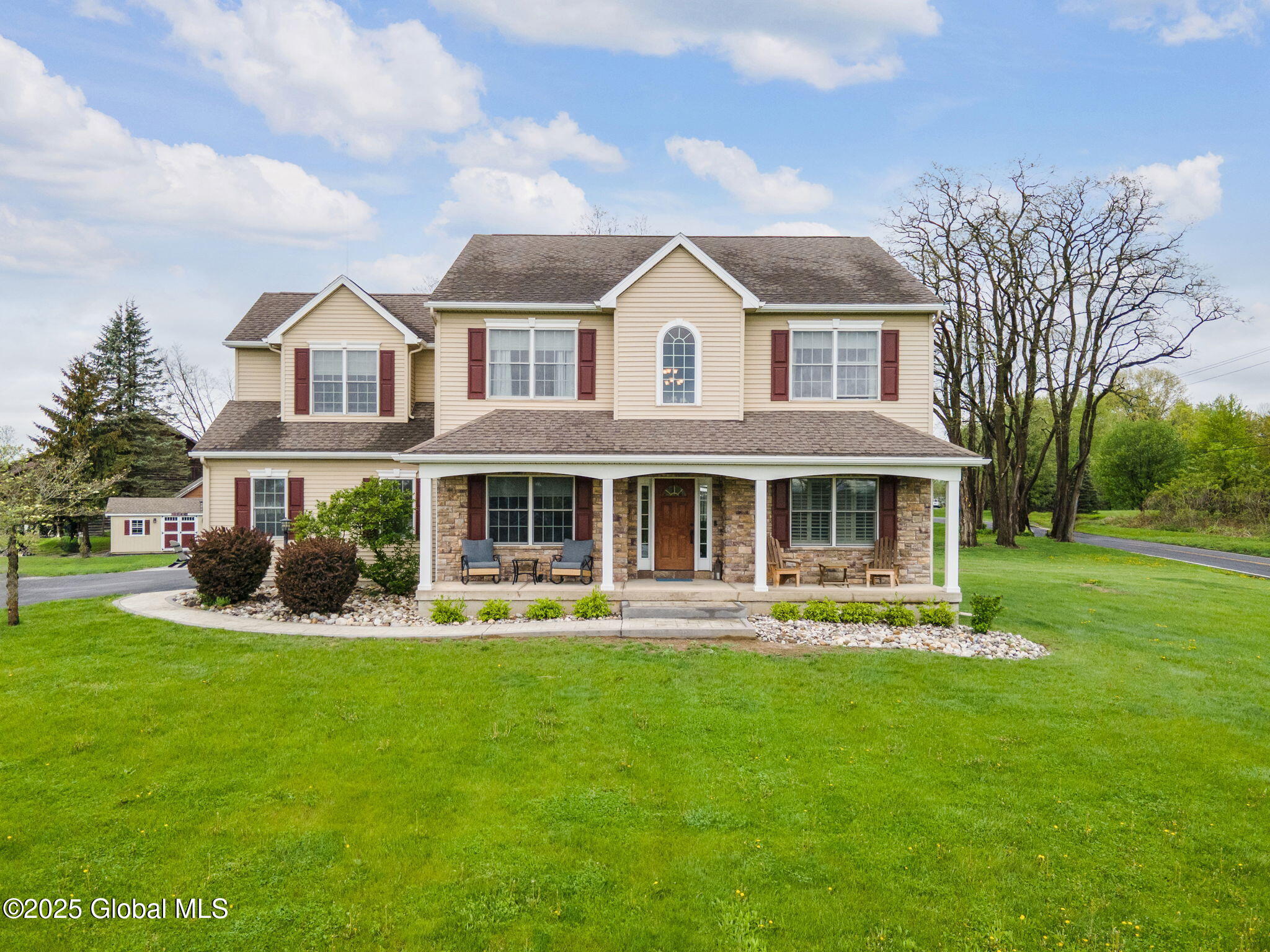 11 Weisheit Road, Glenmont, New York image 1