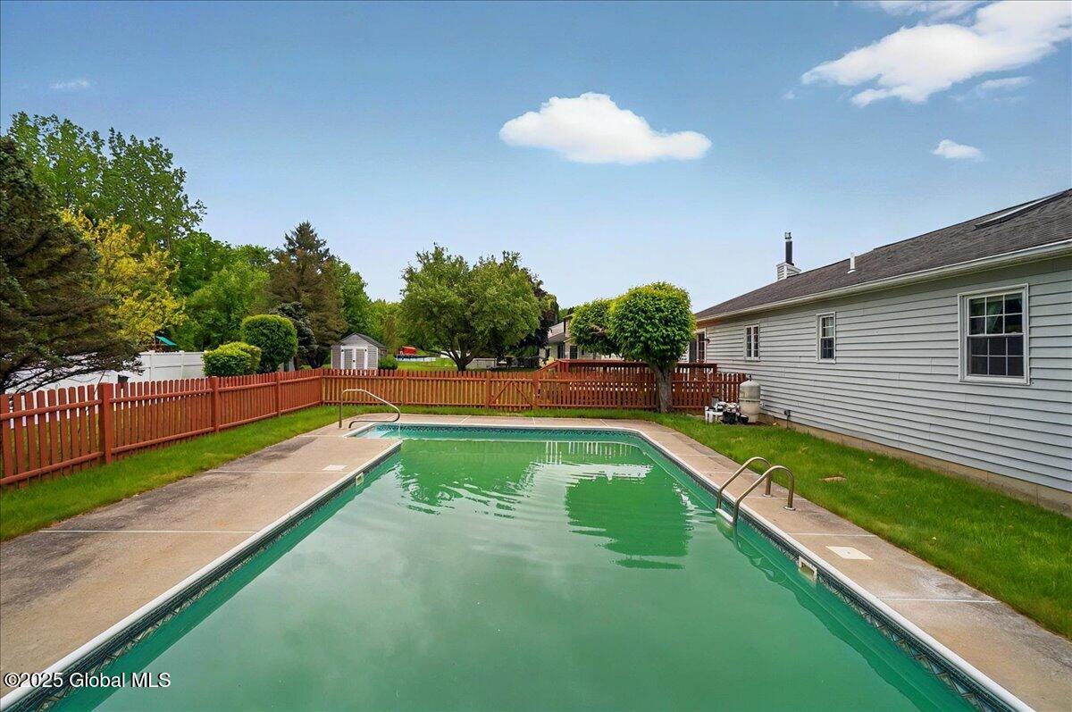 21 Barclay Street, Clifton Park, New York image 46