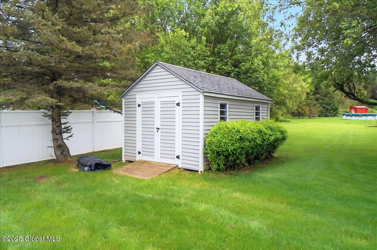 21 Barclay Street, Clifton Park, New York image 38