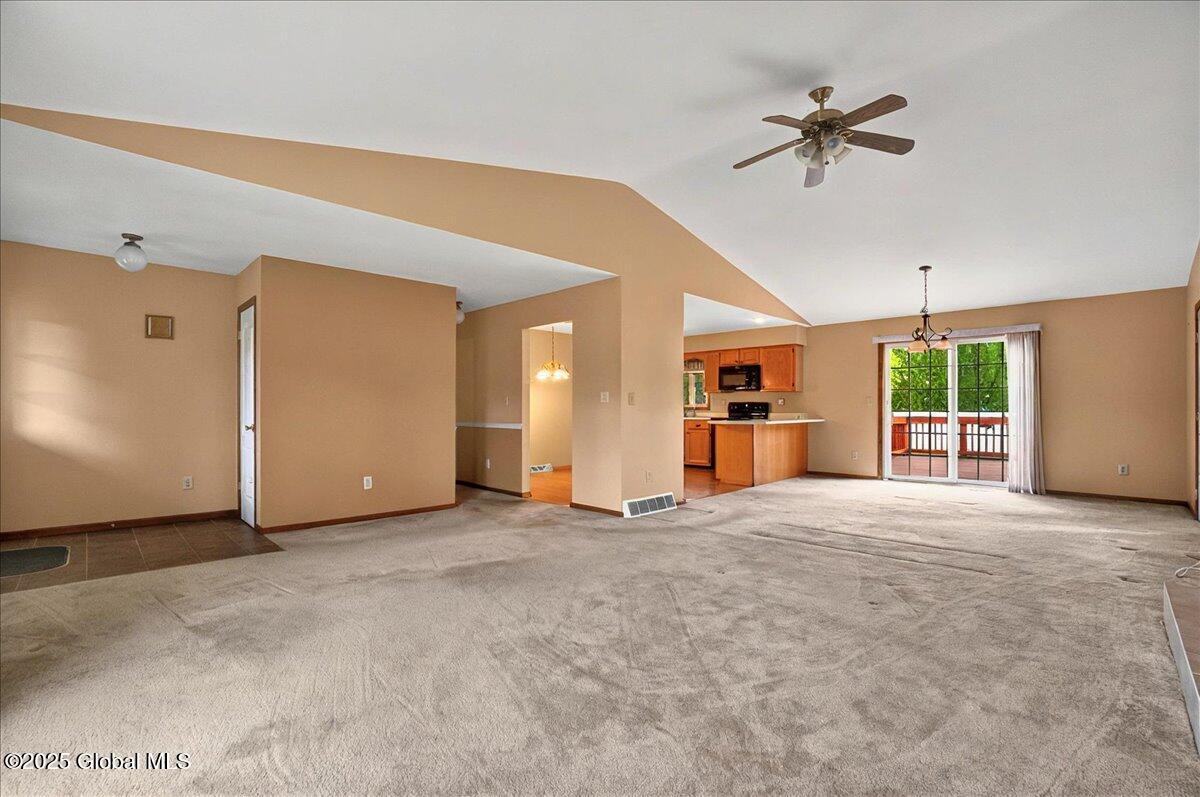 21 Barclay Street, Clifton Park, New York image 10