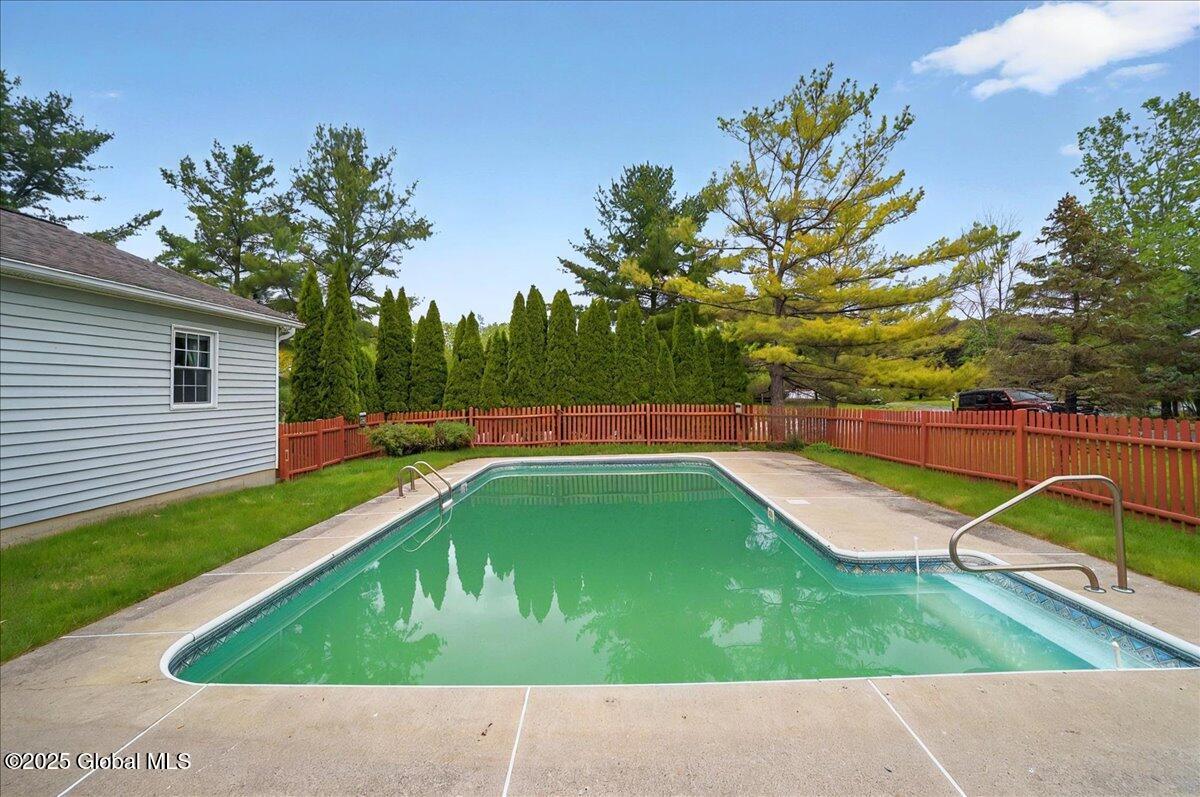 21 Barclay Street, Clifton Park, New York image 44